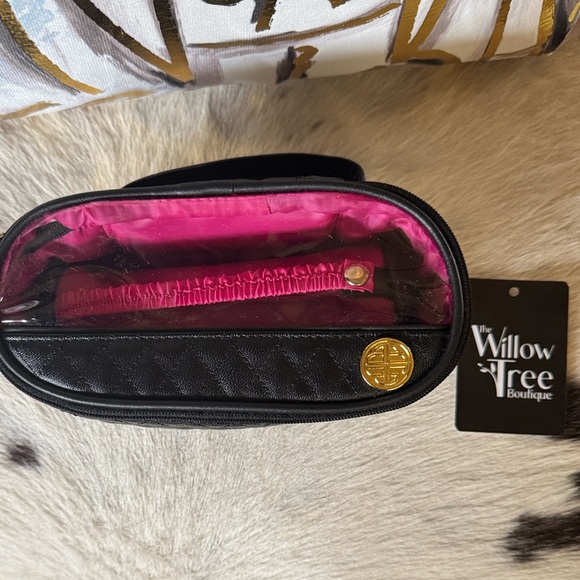 BuDhaGirl Stylish Black Travel Case for bangles - Picture 6 of 7